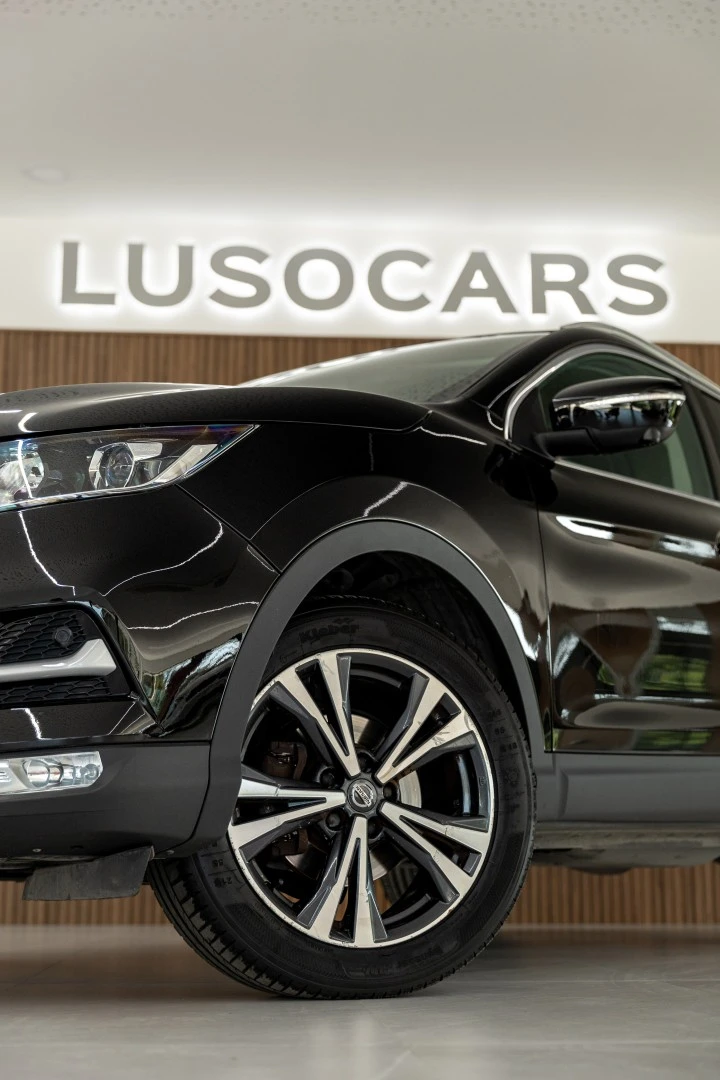Nissan Qashqai 1.2 DIG-T N-Connecta PS 18 Xtronic