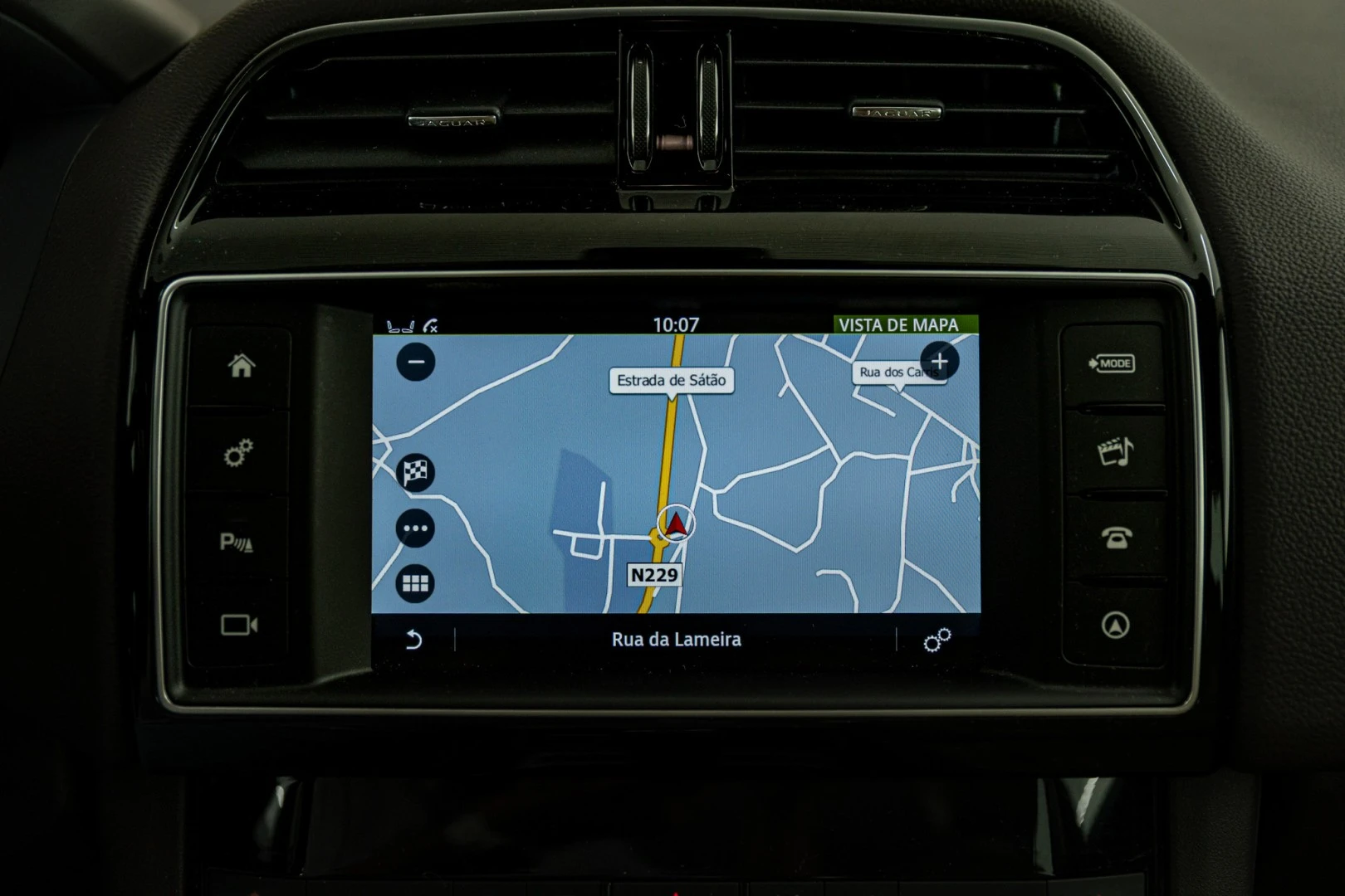 Jaguar F-Pace 20d AWD Portfolio