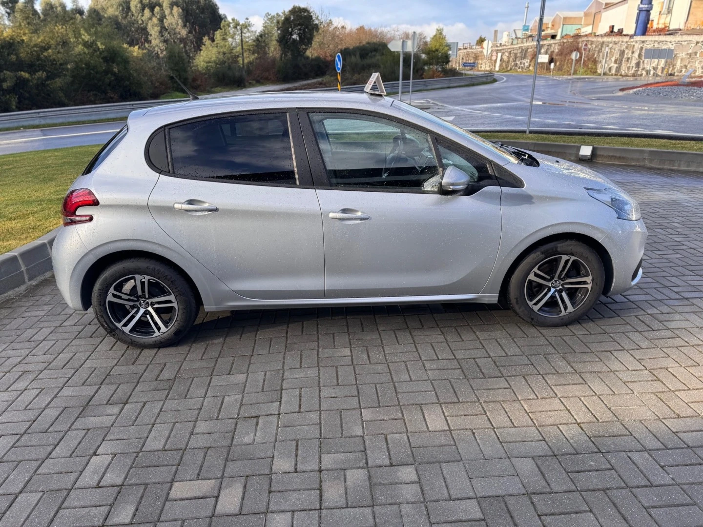 Peugeot 208 1.6 BlueHDi Style