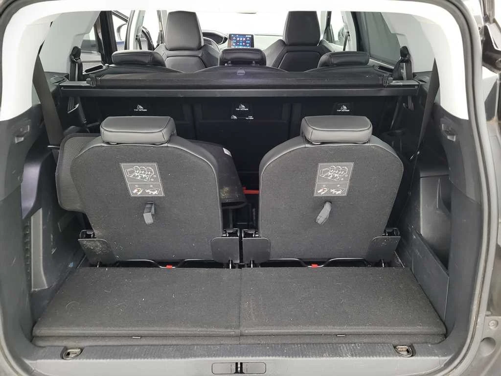 Peugeot 5008 1.6 HDi Allure J18