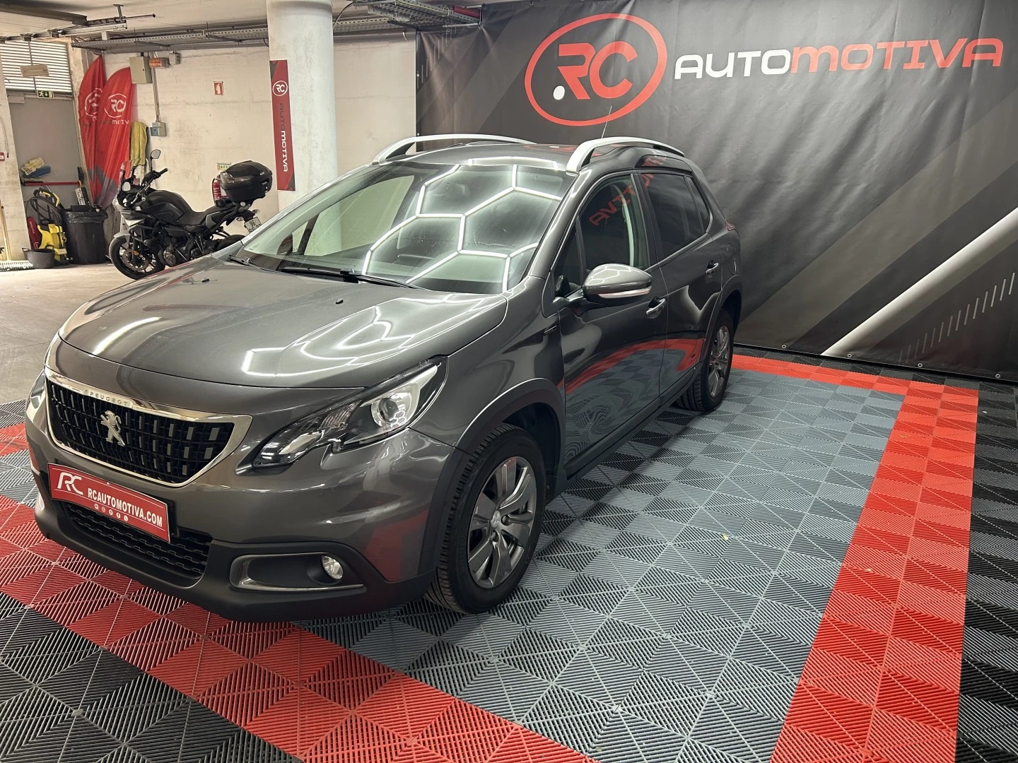 Peugeot 2008 1.2 PureTech Style