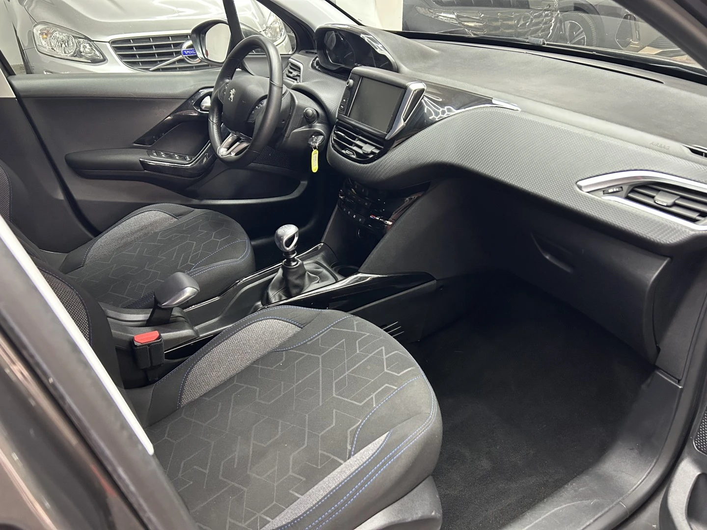 Peugeot 2008 1.2 PureTech Style