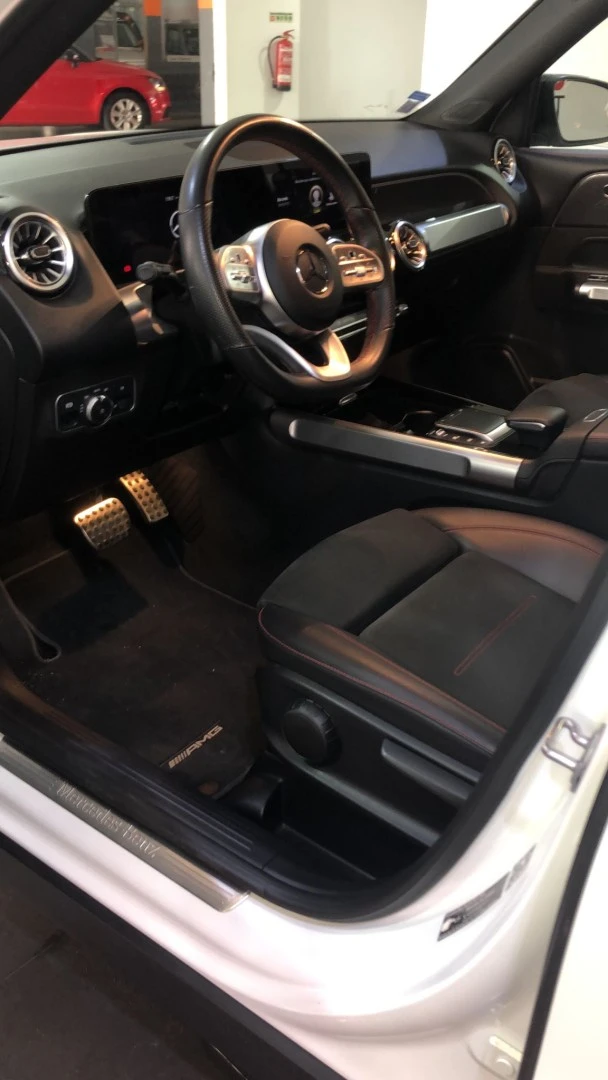 Mercedes-Benz GLB 200 AMG Line