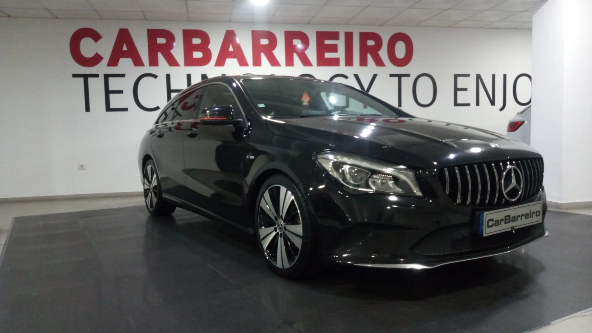 Mercedes-Benz CLA 180 d Shooting Brake