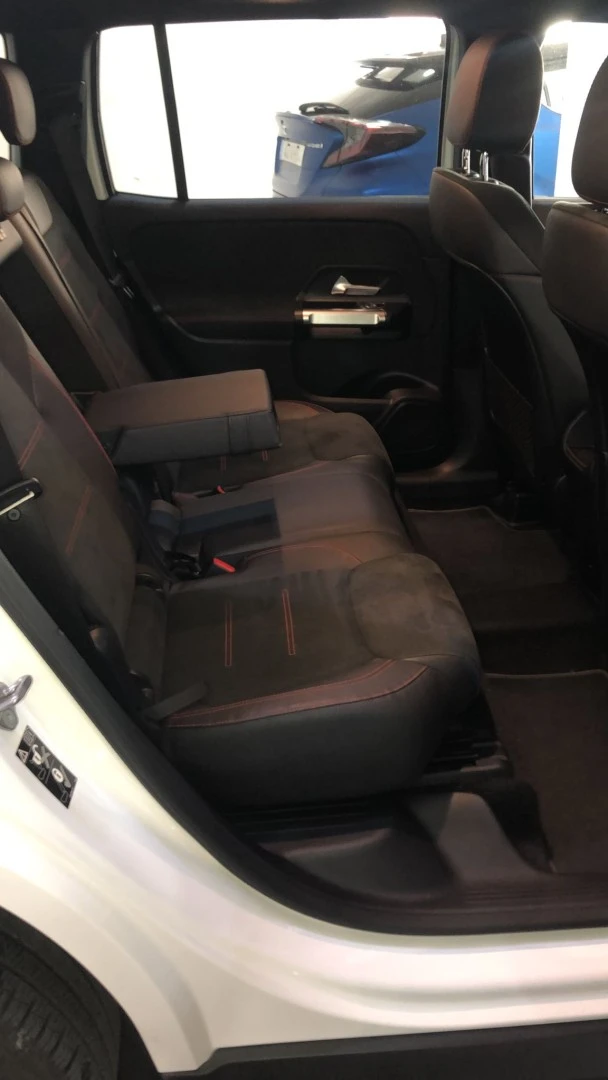 Mercedes-Benz GLB 200 AMG Line