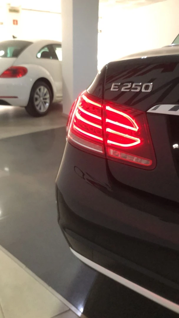 Mercedes-Benz E 250 BlueTEC Auto