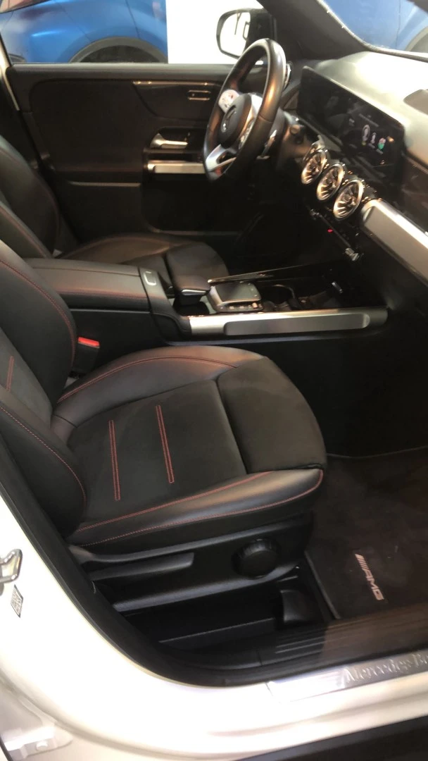 Mercedes-Benz GLB 200 AMG Line