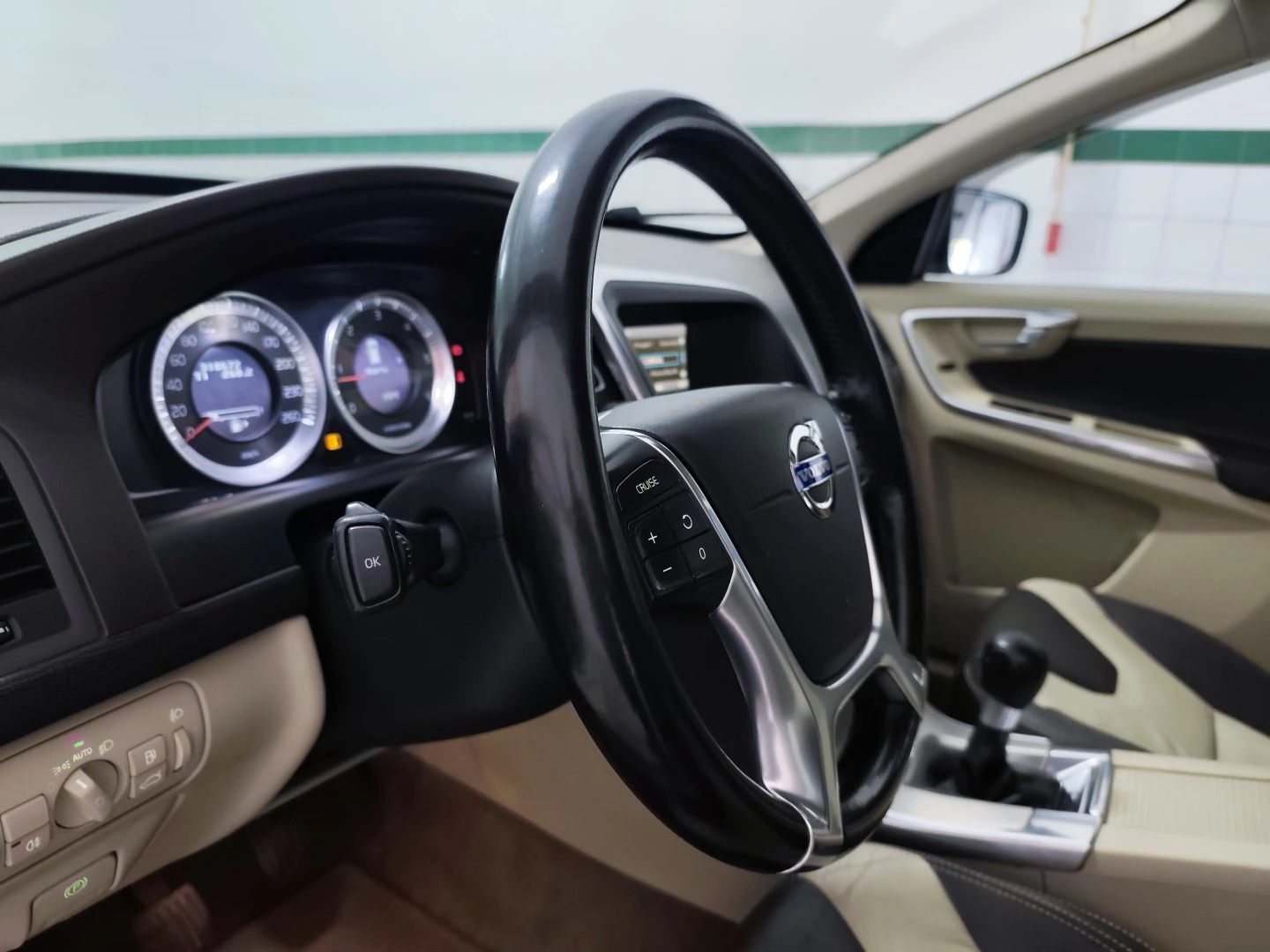 Volvo XC 60 2.0 D4 DRIVe Momentum
