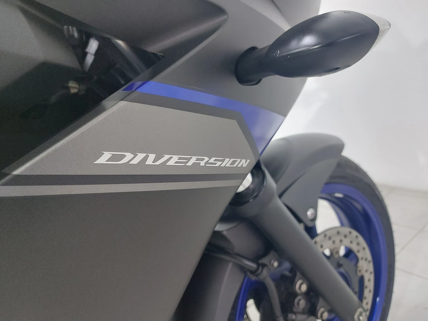 Yamaha XJ  6 Diversion