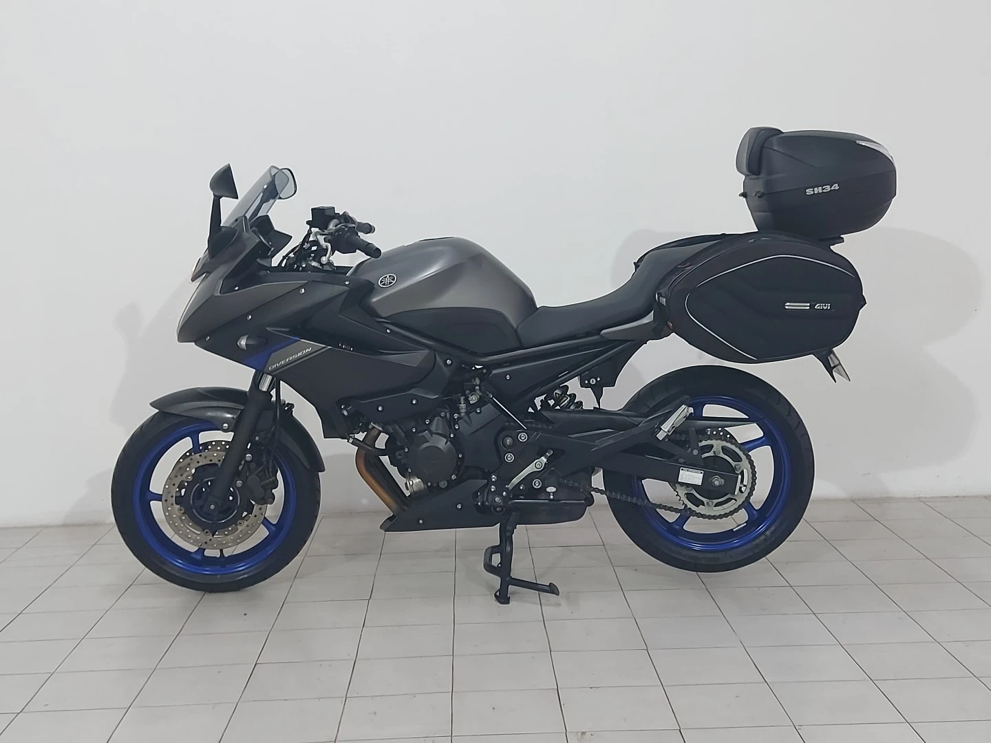 Yamaha XJ  6 Diversion