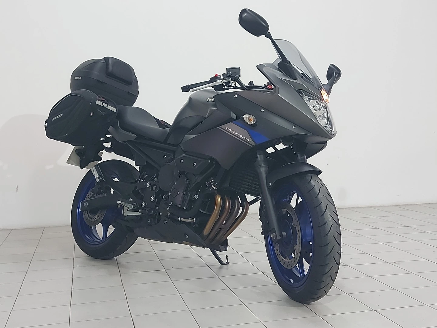 Yamaha XJ  6 Diversion