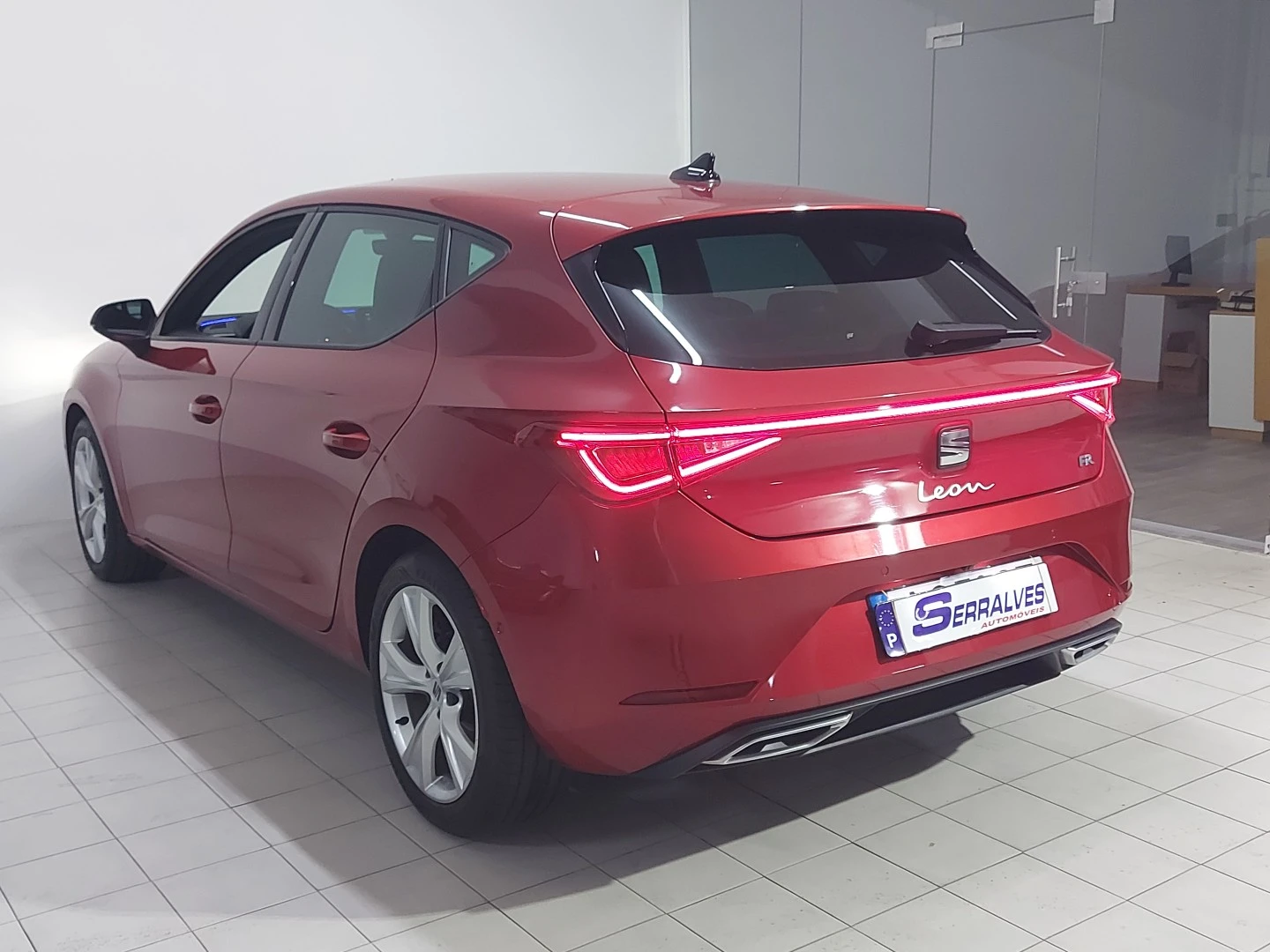 SEAT Leon 1.5 eTSI FR DSG