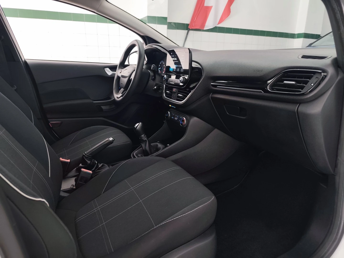 Ford Fiesta 1.1 Ti-VCT Business