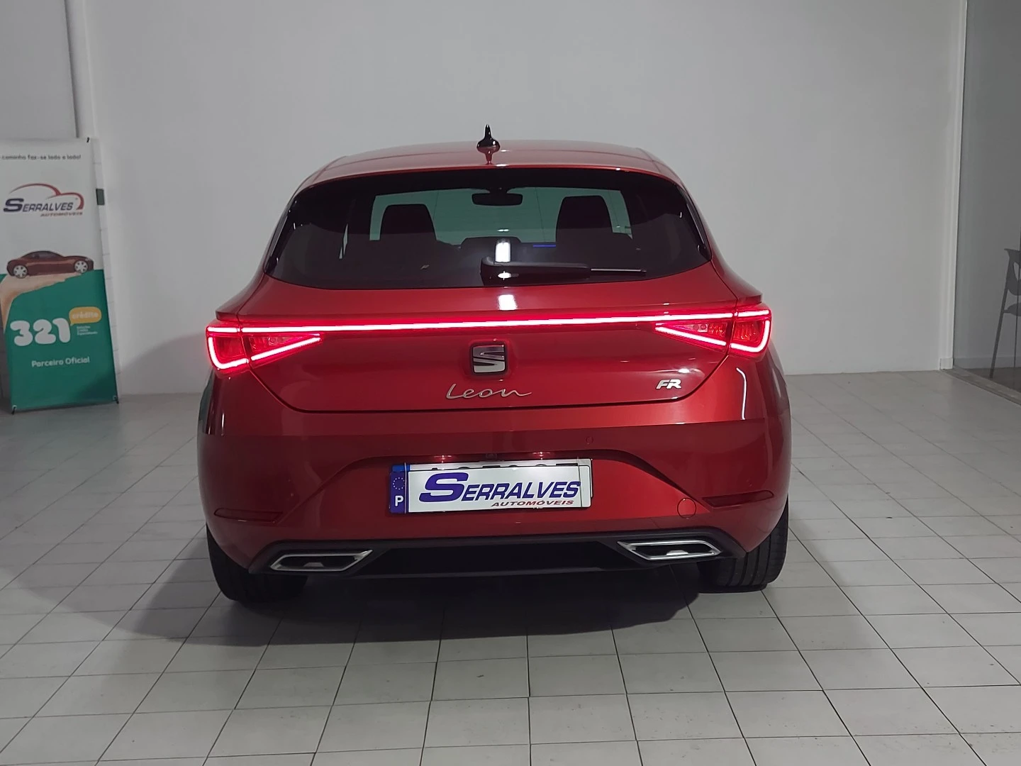 SEAT Leon 1.5 eTSI FR DSG