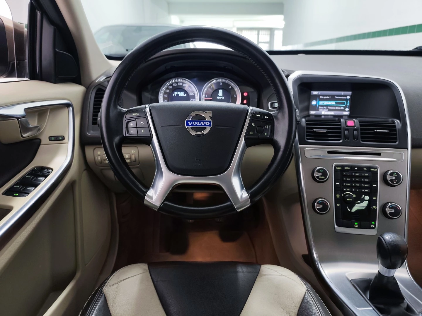 Volvo XC 60 2.0 D4 DRIVe Momentum