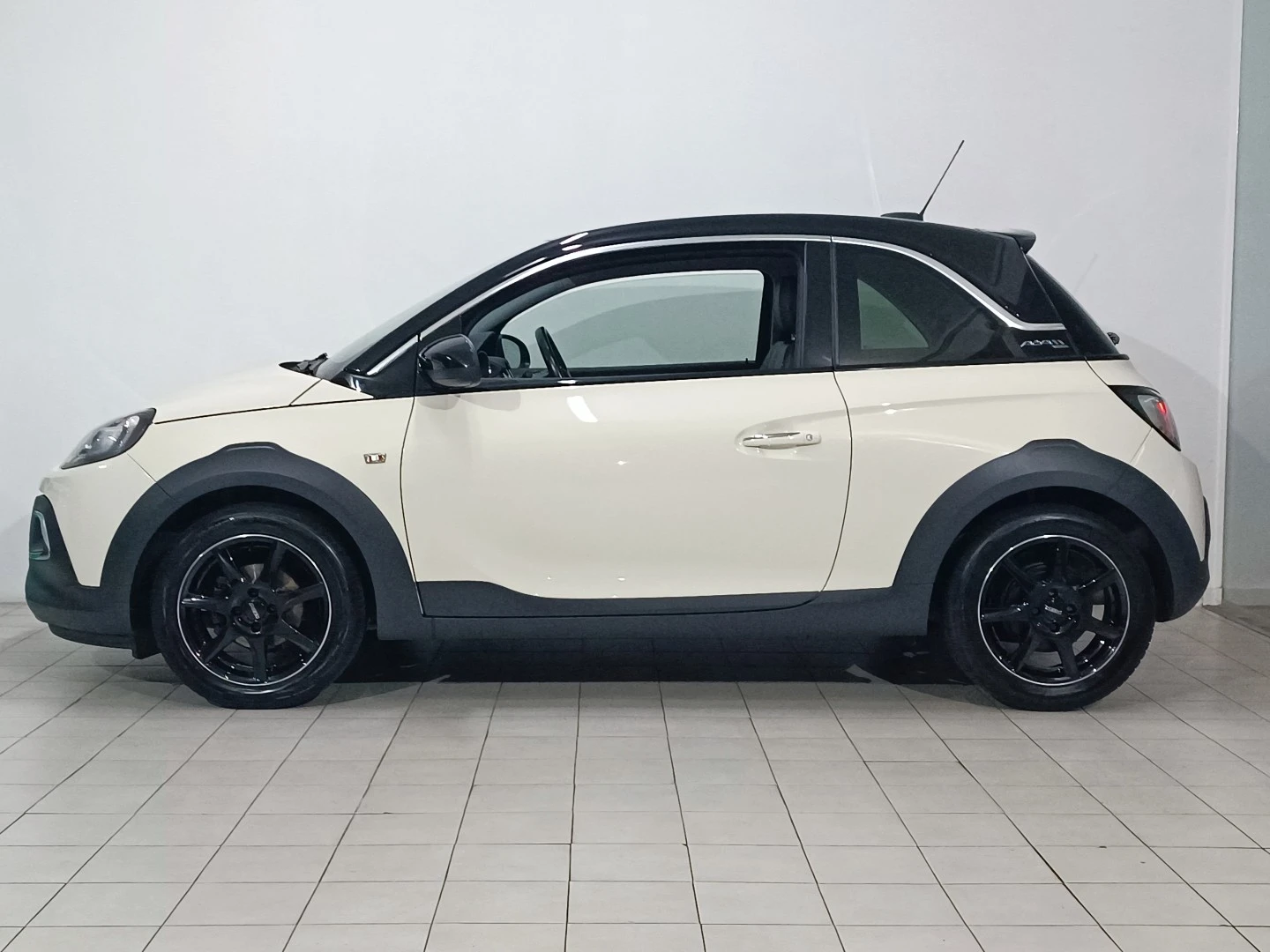 Opel Adam 1.0 S&amp;S Rocks