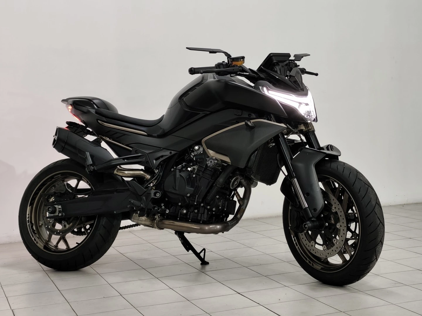 CF Moto NK 800 Garantia de Fabrica