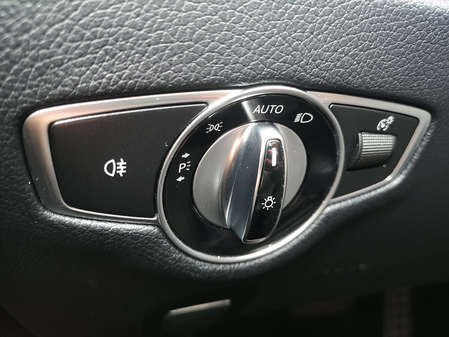 Mercedes-Benz E 220 D Avantgarde