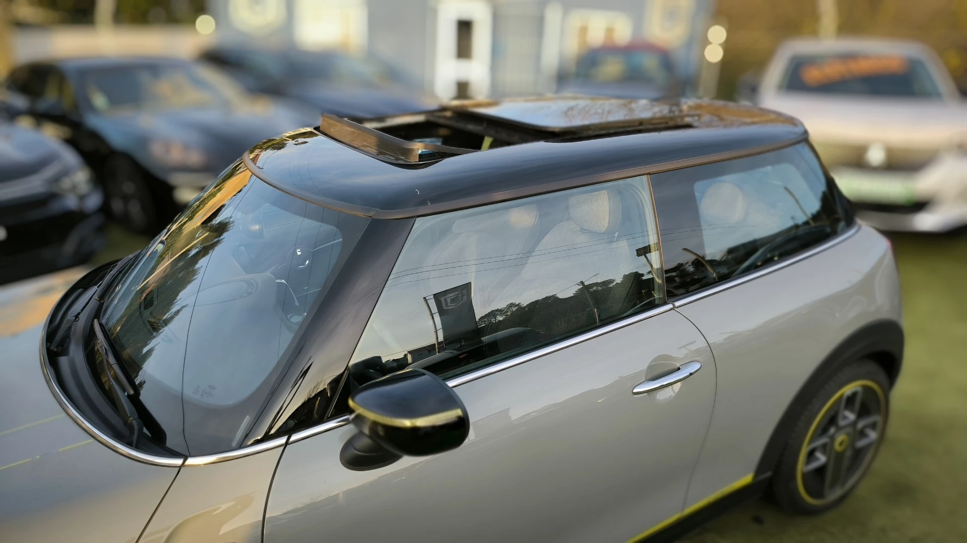 MINI 3 Portas Cooper SE Yours