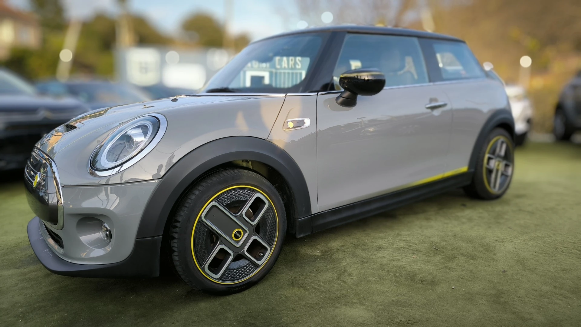 MINI 3 Portas Cooper SE Yours