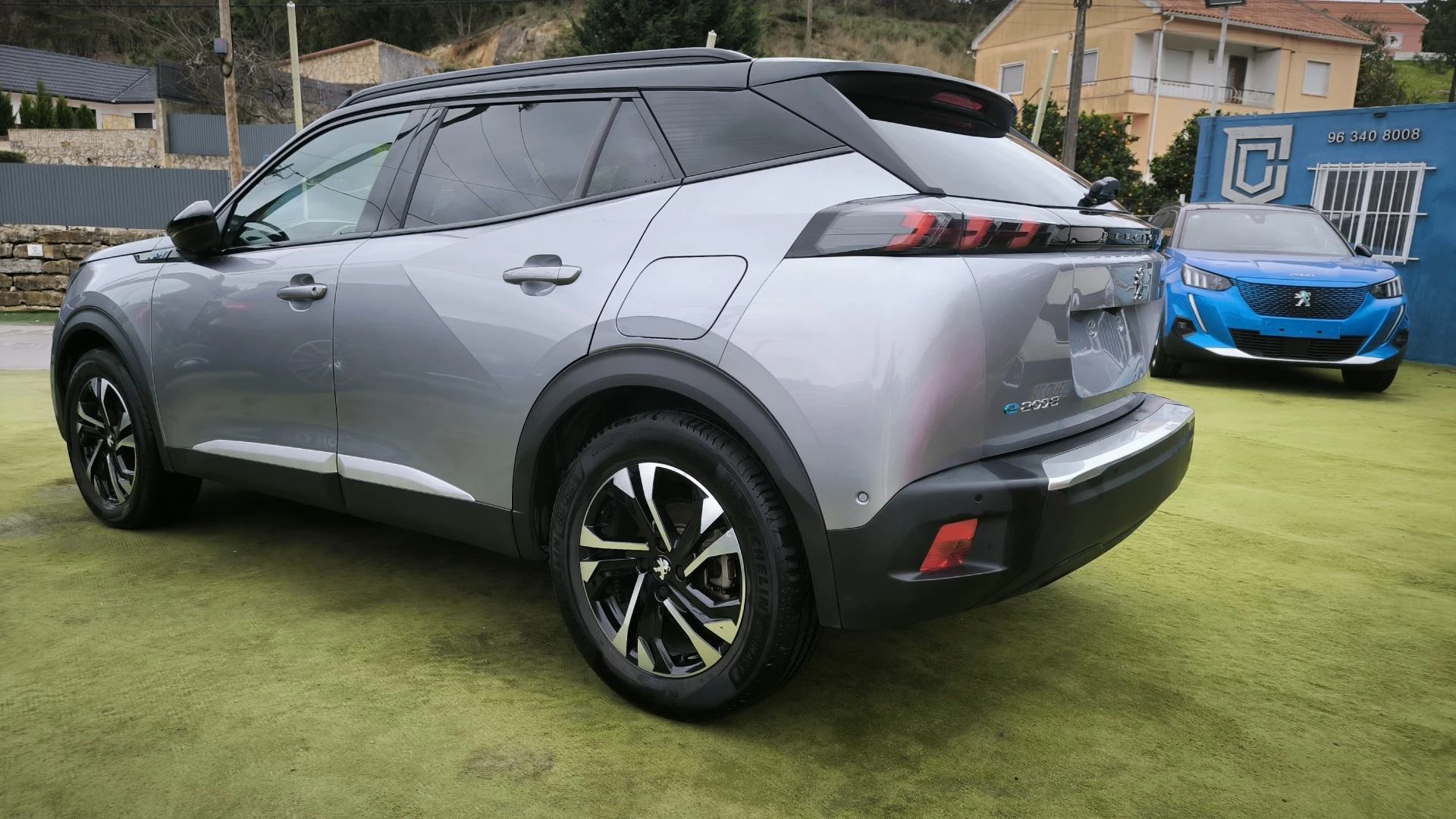 Peugeot e-2008 50 kWh GT
